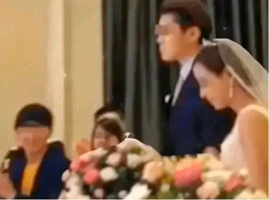 关于意外事件持续发生，比赛如何收场？的信息