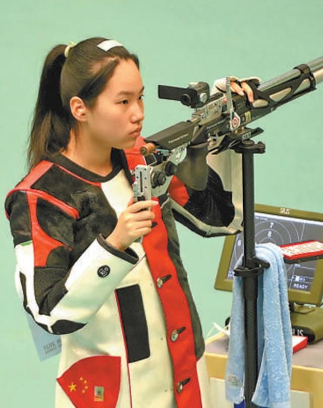 克罗地亚选手在射击比赛中发挥出色，获得金牌